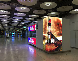 西班牙首都馬德里機場LED廣告屏